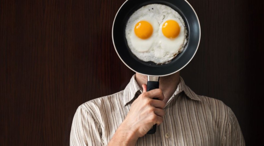 Чрезмерное потребление яиц приводит к повышению риска инсульта на 25%