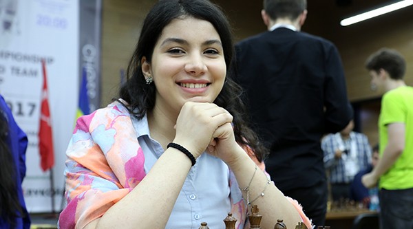 Azerbaijani chess player travels to Russia for tournament