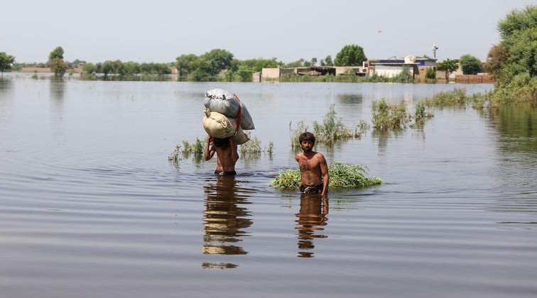 Eighteen die in Pakistan's unprecedented floods