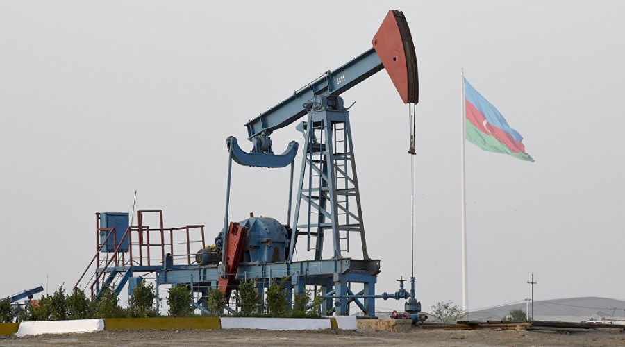 Azerbaijani oil price decreases