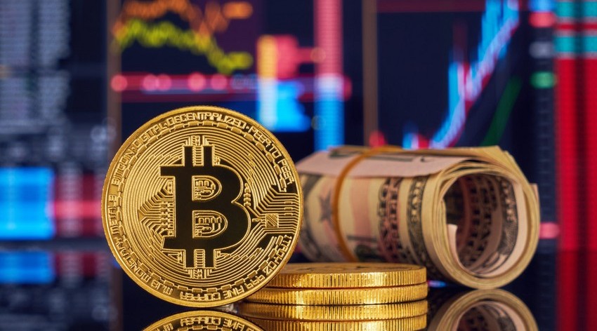 “Bitcoin” 10 faizdən çox bahalaşıb