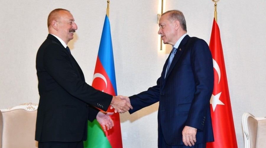 Президенты Азербайджана и Турции встретились в Самарканде