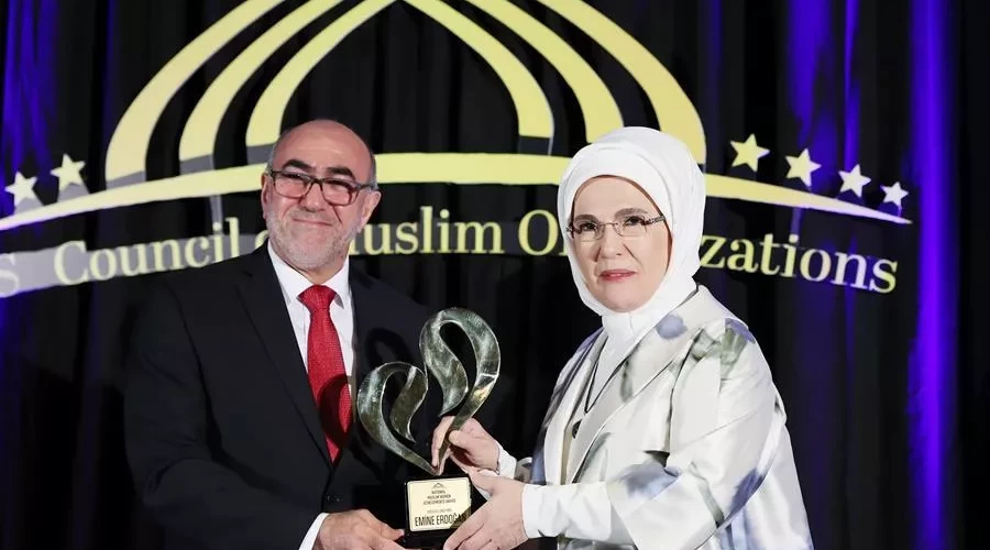 First lady of Turkiye, Emine Erdoğan has received the Muslim Women Achievements Award Be