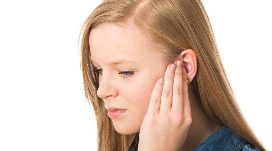 Шум в ушах: разновидности и причины появления