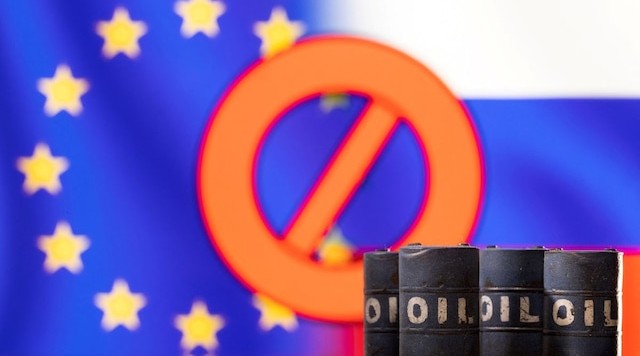 When EU embargo comes, where will Russia sell its crude oil?