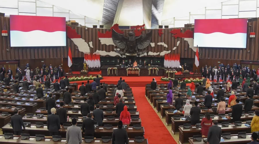 Indonesia's parliament approves 2023 fiscal budget