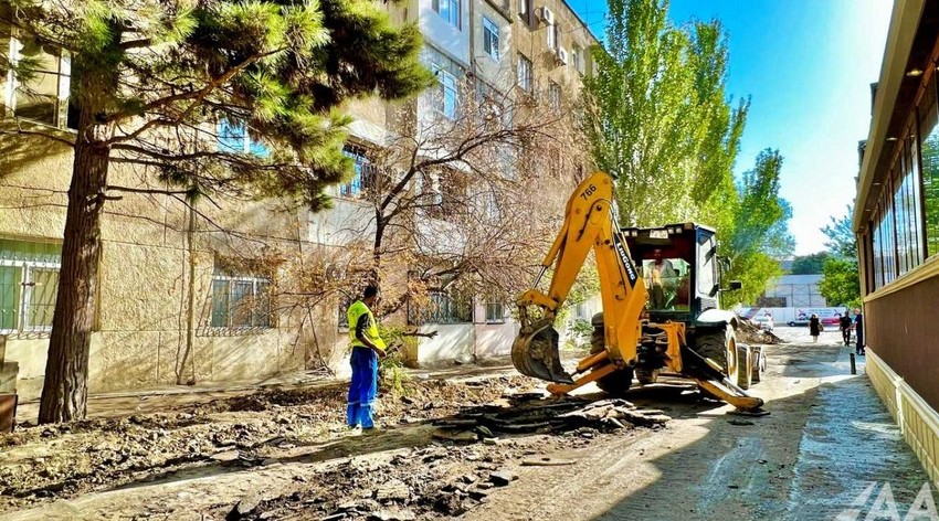 Начался ремонт улицы Гёюша Гараева в Баку