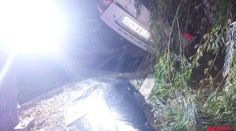 5 injured as car overturned in Azerbaijan