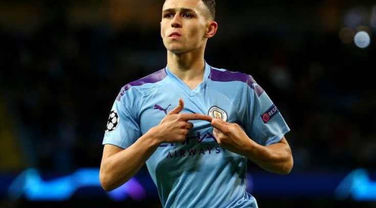 "Manchester City" extends the contract of the English player