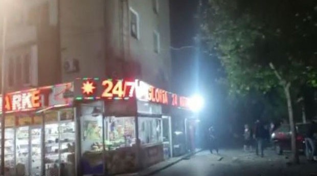 Bakıda yaşayış binasında yanğın zamanı 2 nəfər xəsarət alıb - YENİLƏNİB-3 + Video