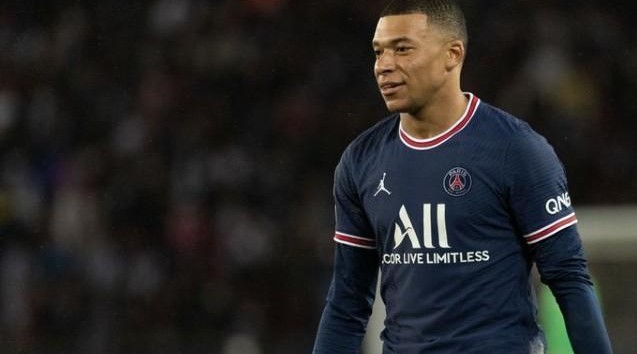 PSG wants to sell Mbappe for 400 million euros