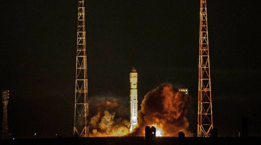 Russia’s Proton-M rocket with telecoms satellite for Angola blasts off from Baikonur