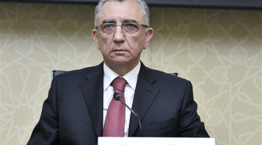 Глава ИВ Баку заявил, что в Баку цены ниже, чем в ряде других стран