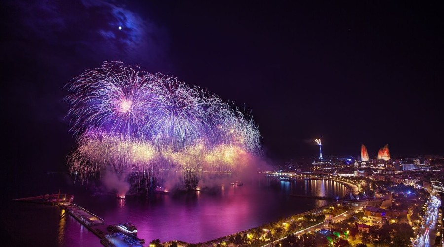 There will be a festive concert and fireworks at Seaside National Park in Baku on Victory Day