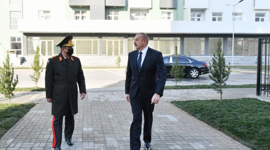 The President got acquainted with the newly commissioned residential buildings for the military