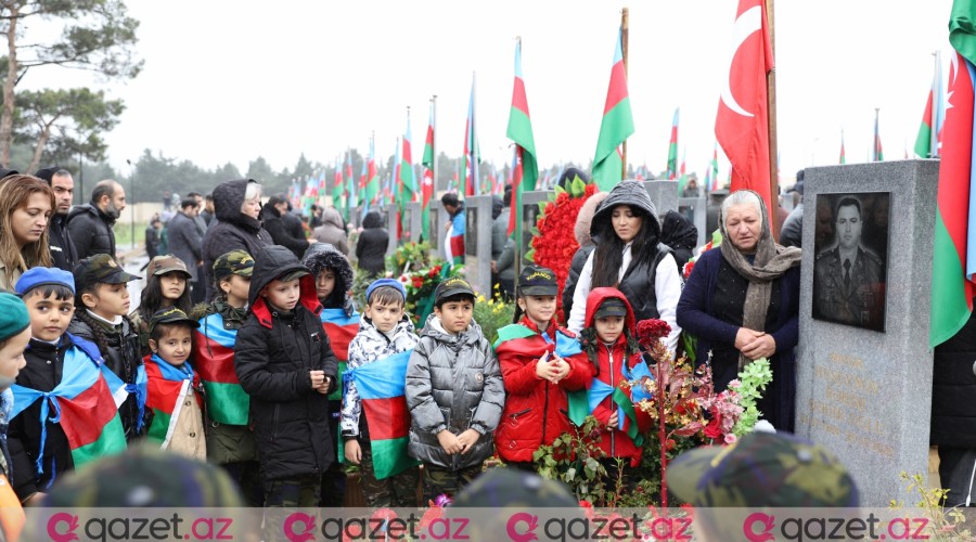 "Zəfər Günü" yürüşündən - FOTOREPORTAJ 08.11.2022