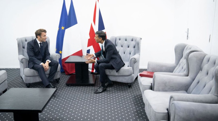 UK and France to strike migrants deal as soon as Monday