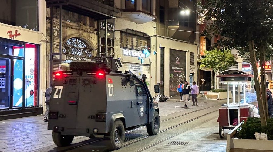 Turkish police detain man who left bomb on Istiklal street in Istanbul — Interior Ministry