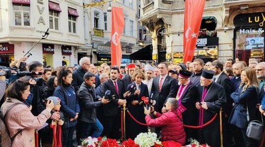 İstanbulda “İstiqlal bizimdir” yürüşü keçirildi