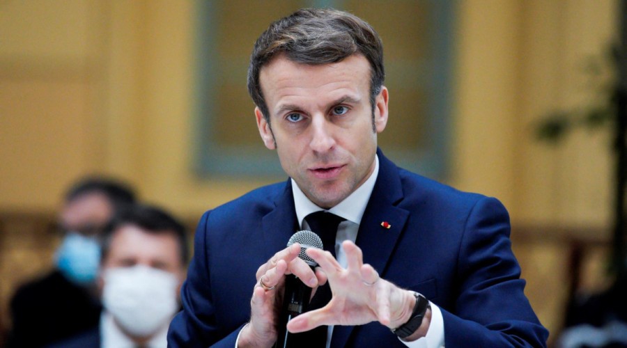 Macron: Peace talks between Russia and Ukraine may start soon