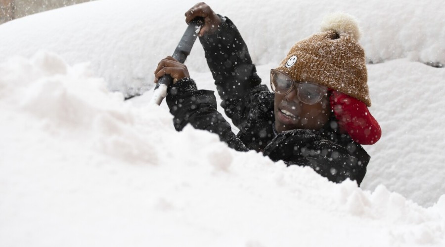 Two deaths reported as snowstorm paralyzes western New York