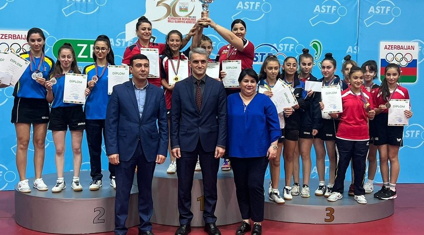 Stolüstü tennis üzrə ölkə kubokunda qaliblər müəyyənləşib