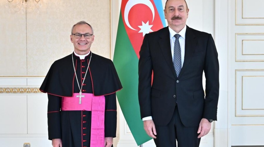 Ilham Aliyev accepted the credentials of the new Vatican ambassador