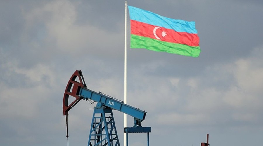 Снизилась стоимость азербайджанской нефти