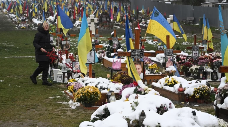 As many as 13,000 Ukrainian soldiers killed in war: Aide
