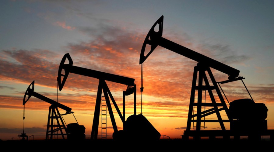 Oil prices decrease on world market