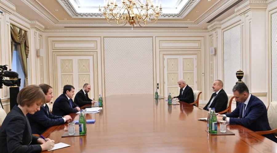 President Ilham Aliyev received the assistant of the Russian President