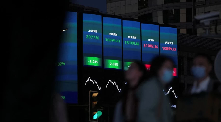 China, Hong Kong stocks lift Asian equities; growth worries loom
