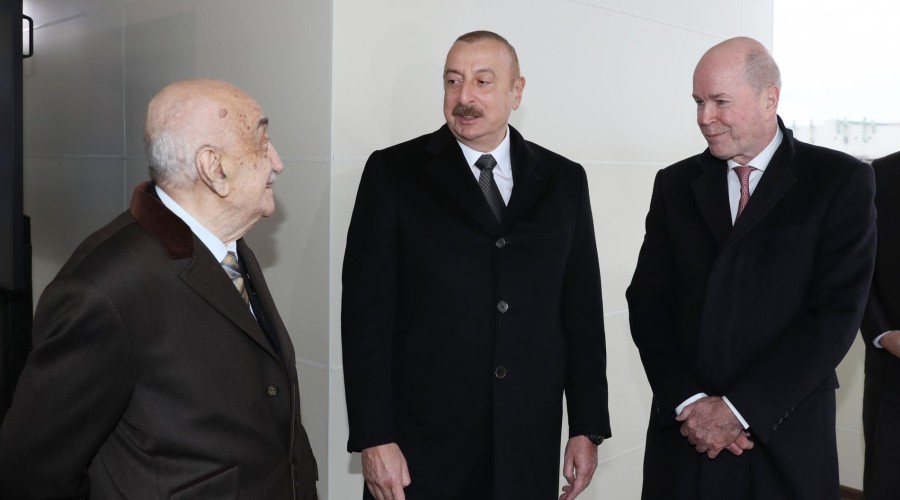 Ilham Aliyev participated in the launching ceremony of the support block of the "Azeri-Central-Eastern" platform.