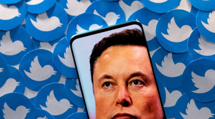 Twitter suspends several journalists, Musk cites 'doxxing' of his jet