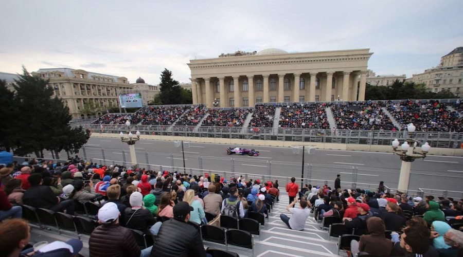 Объявлены предварительные итоги продажи билетов на Гран-при Азербайджана Формулы-1 2023 года