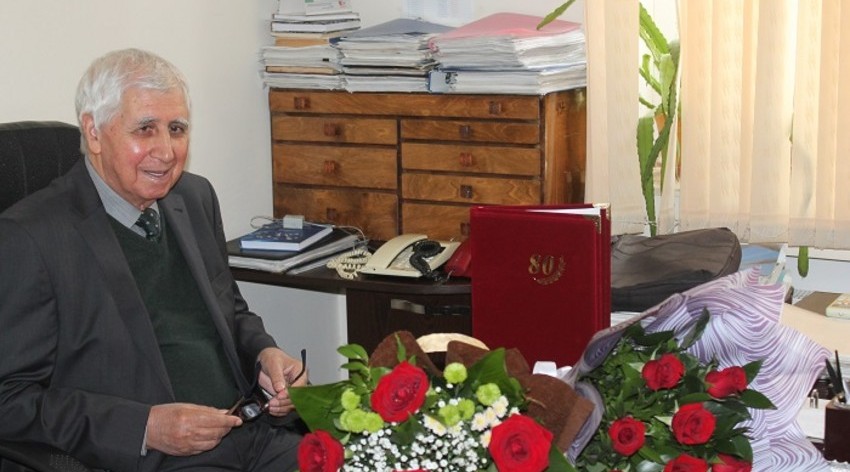 Professor Abasgulu Guliyev died