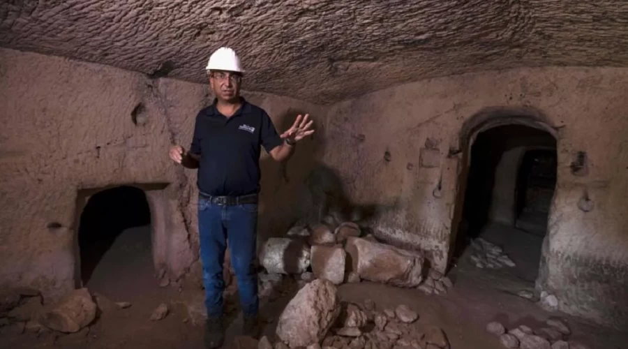 Israel unveils finds from tomb of early Christian figure