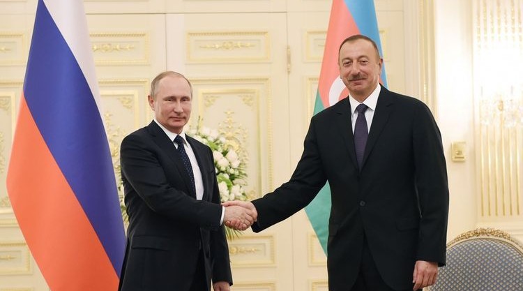 Russian President makes a phone call to Azerbaijani President