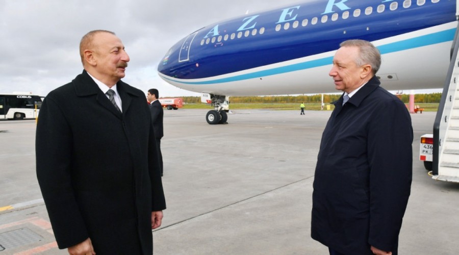 Azerbaijani President pays working visit to St. Petersburg