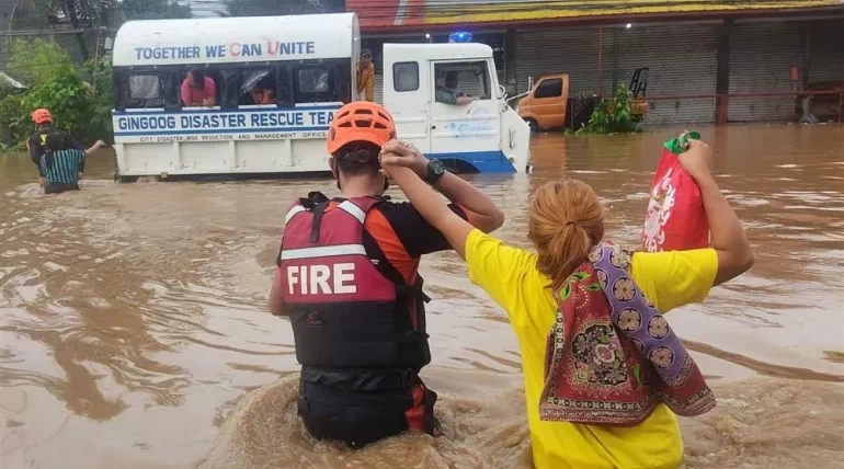 Death toll from Christmas rains, floods in Philippines now at 13