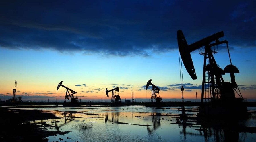 Стоимость нефти продолжает падать