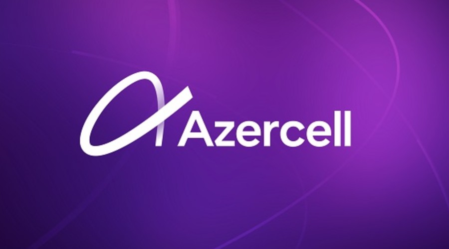 При поддержке Azercell учителя прошли базовое обучение программированию