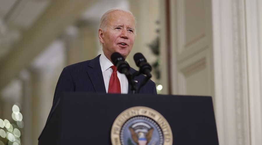 Biden includes assistance to Ukraine in US government spending bill