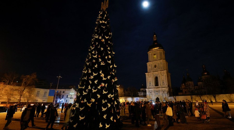 Blasts heard in Kyiv, around Ukraine in early hours of New Year's Day