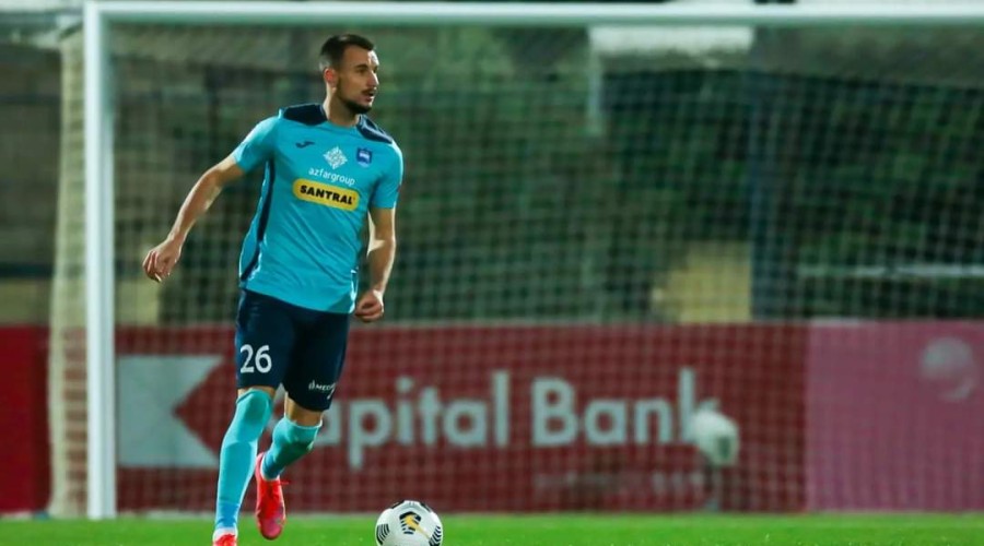 "Neftchi" wants to transfer the Serbian defender