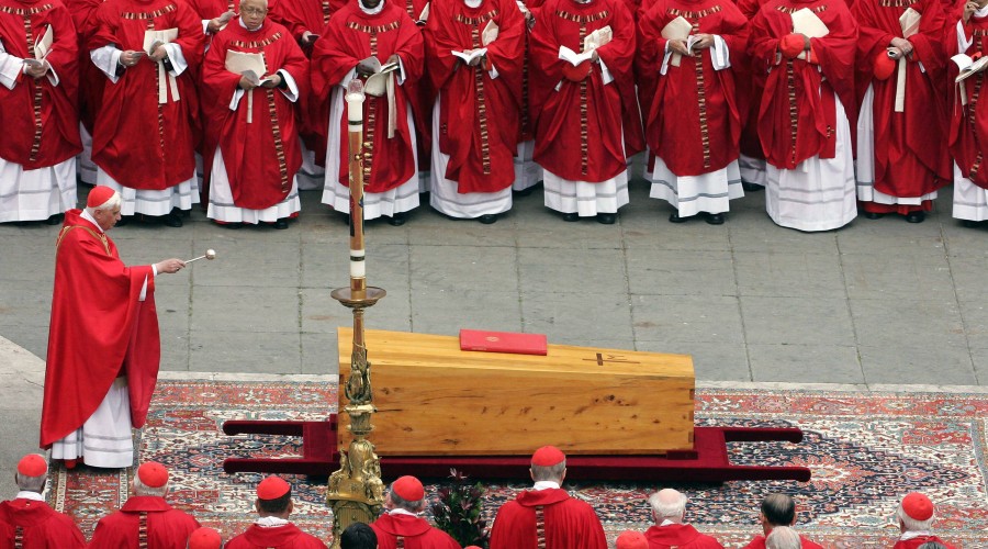 The farewell ceremony of Benedict XVI is held in the Vatican