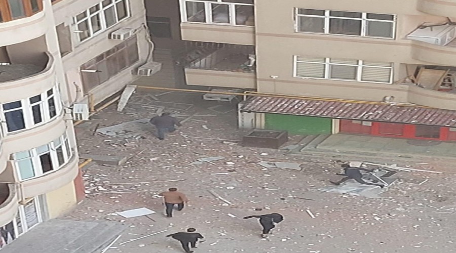 1 died in building explosion in Baku