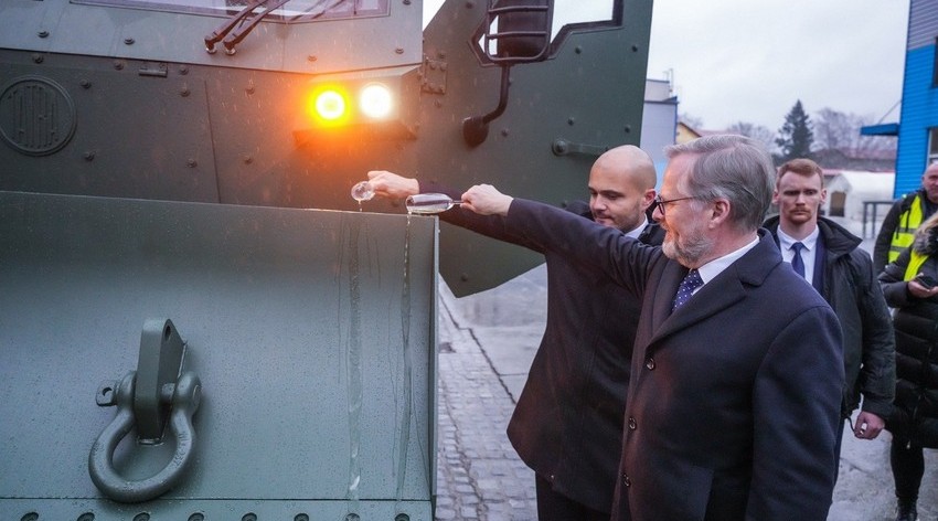 Çexiya Ukraynaya yeni tanklar verməyə hazırlaşır