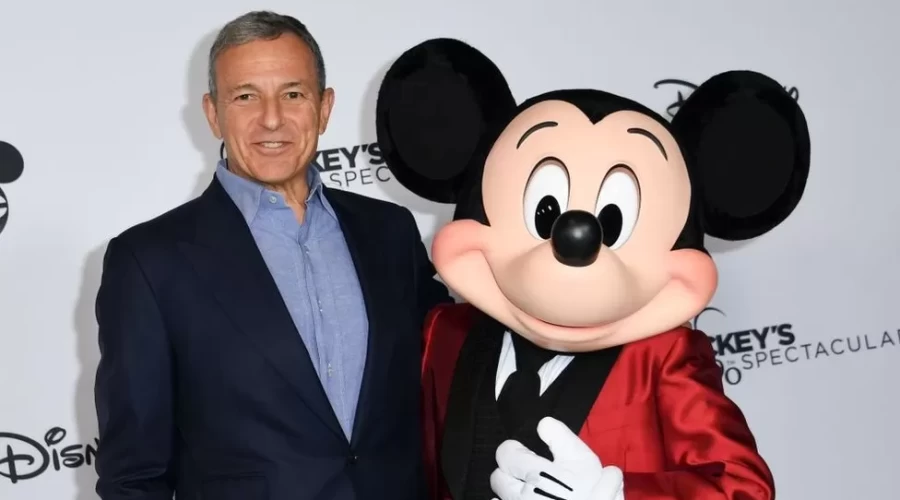 Disney boss calls for workers to return to office four days a week