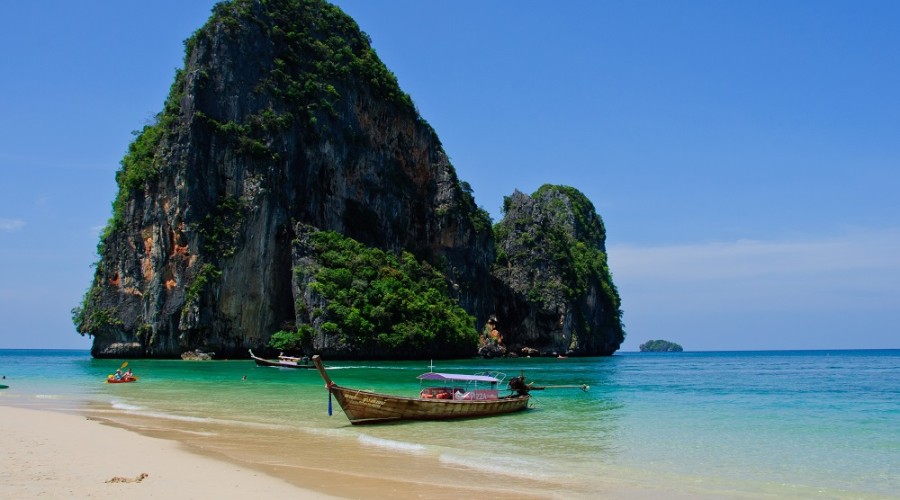 Таиланд планирует ввести сбор для иностранных туристов
